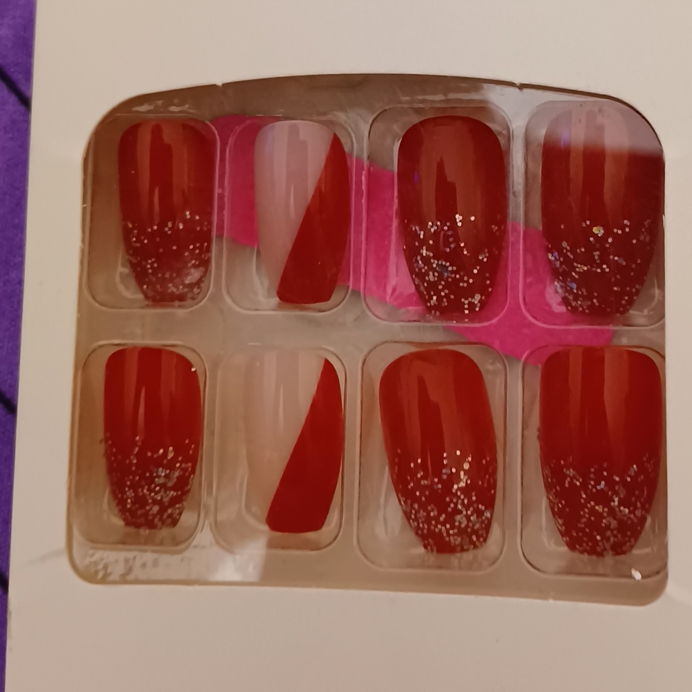 24Pc Nails - Picture 6 of 8